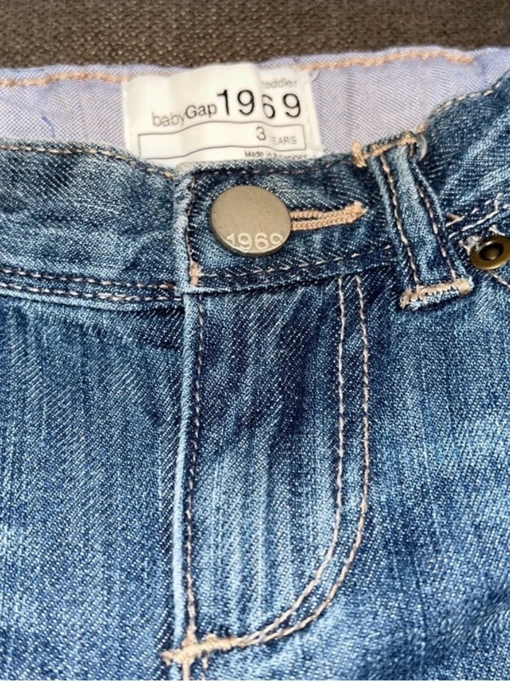 GAP kids Girls Distressed Jeans: Size 3T